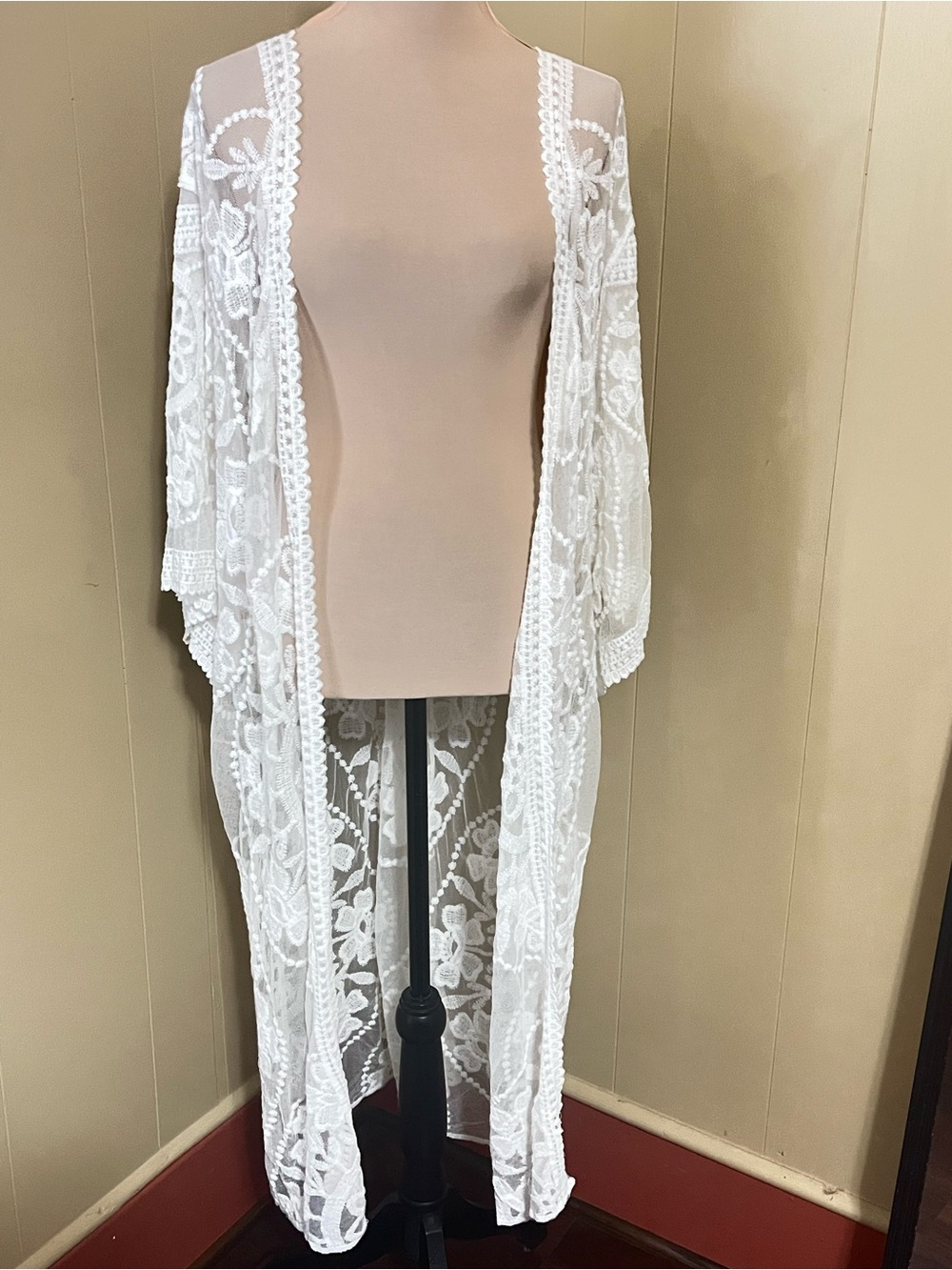 White Boho Lace Kimono Duster Floral Embroidered Festival Coverup One Size NWOT - Picture 7 of 9